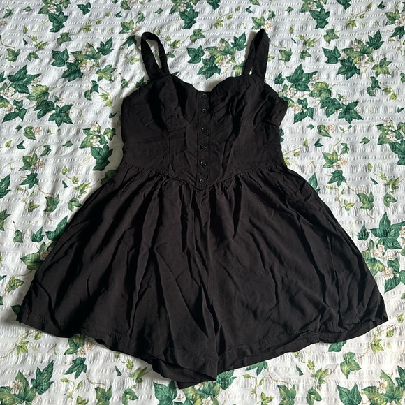 WILD FABLE Sleeveless Button-Front Romper - Picture 4 of 7